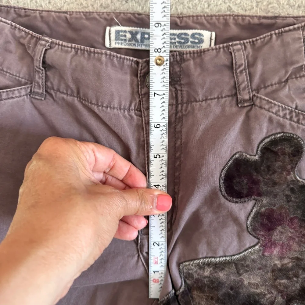 Express Vintage Y2K Cargo Pants sz 6 Velvet Patch Beaded Mauve Taupe Utility